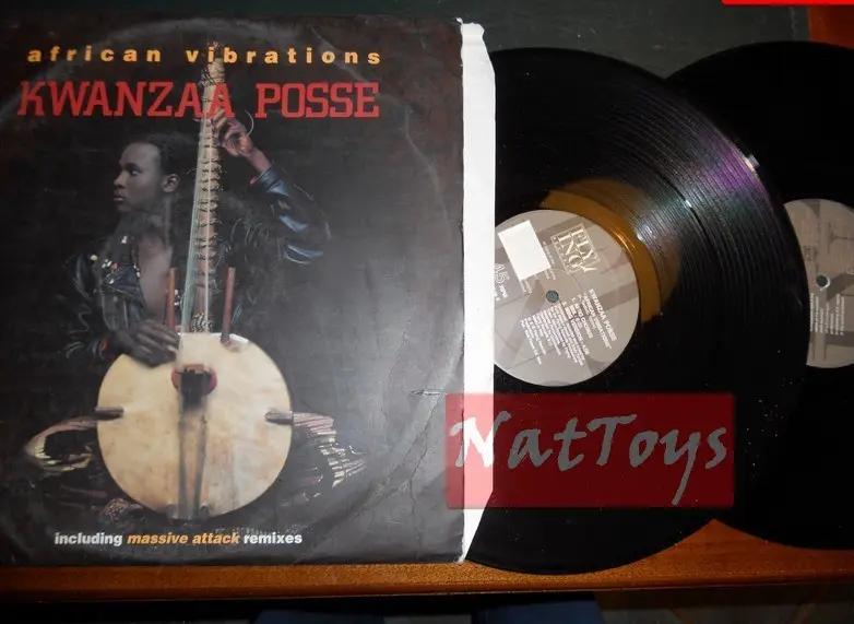 12" LP 33 GIRI Kwanzaa Posse AFRICAN VIBRATIONS (Italia 1992) 2 LP - VG/VG/VG