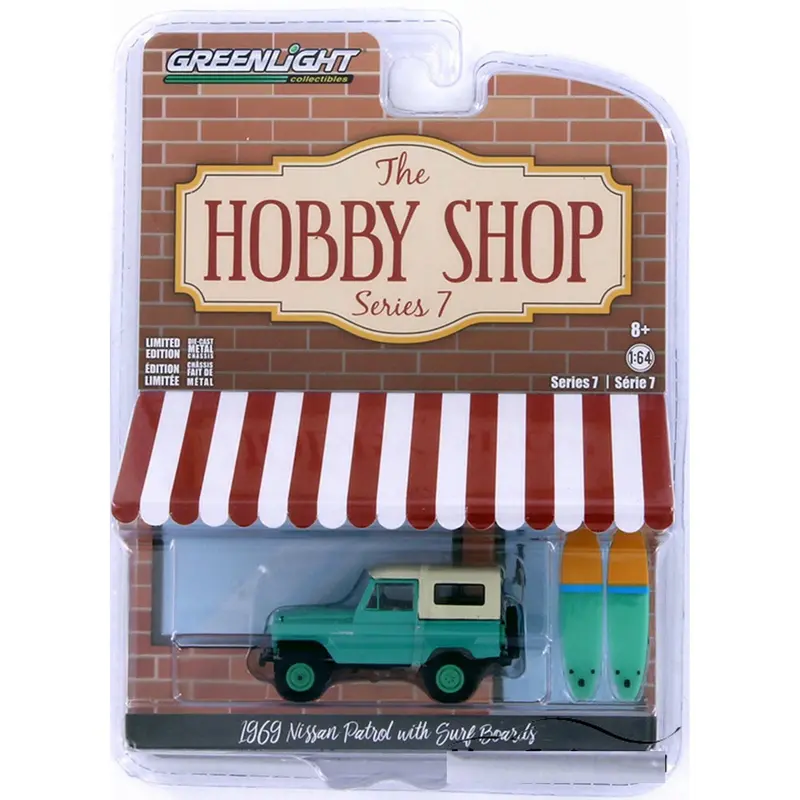 1969 Nissan Patrol with Surfboards - Series Hobby Shop - Greenlight - Scala 1/64