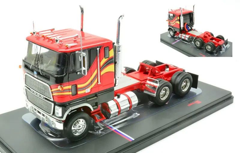 AMERICA FORD CL 9000 1976 RED 1