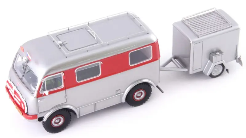 ANNIVERSARY SET TATRA T805/TRAILER/USB-STICK "10 YEARS OF AUTOCULT" 1
