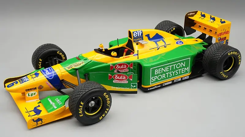 BENETTON B193B BRITISH GP 1993 RAIN TYRES R.PATRESE 1