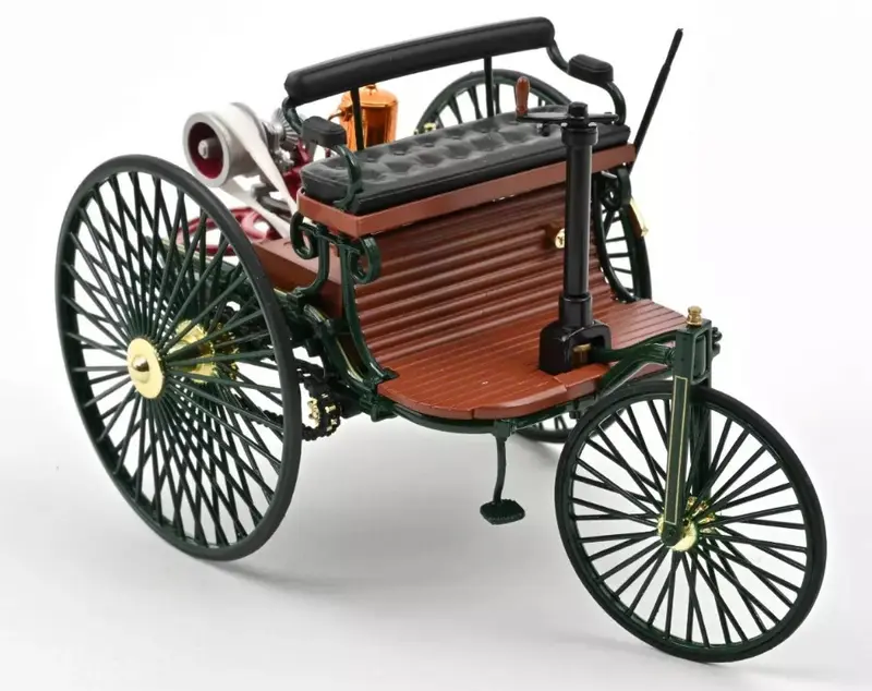 BENZ PATENT-MOTORWAGEN 1886 GREEN REPRODUCTION 1