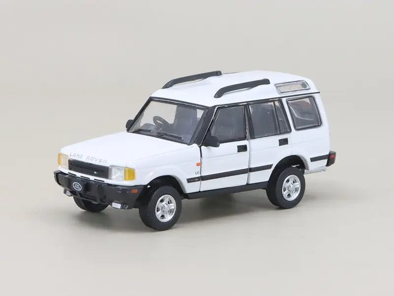 BM Creations - Land Rover 1998 Discovery 1 White RHD - Scala 1/64 64B0192