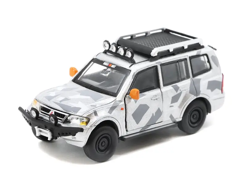 BM Creations - Mitsubishi 3Gen Pajero Ice Pack LHD - Scala 1/64 64B0048