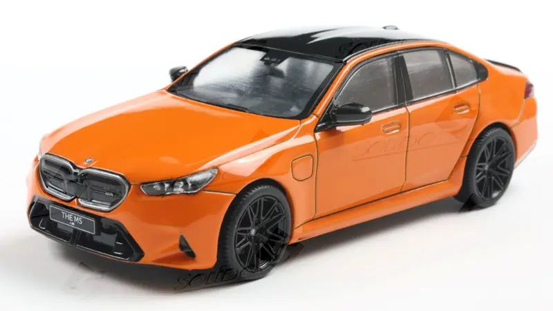 BMW G90 M5 SEDAN 2024 FIREORANGE III 1