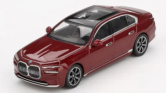 BMW I7 XDRIVE 60 2023 AVENTURIN RED 1