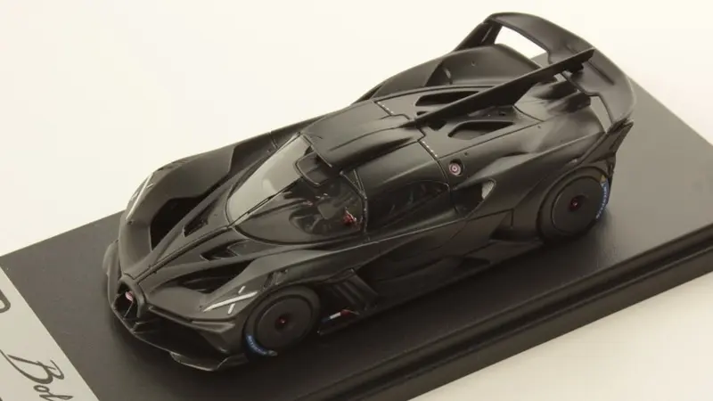 BUGATTI BOLIDE FULL CARBON MATT 1