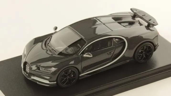 BUGATTI CHIRON SPORT GREY CARBON W/RAFALE MET.SILVER FRAME 1