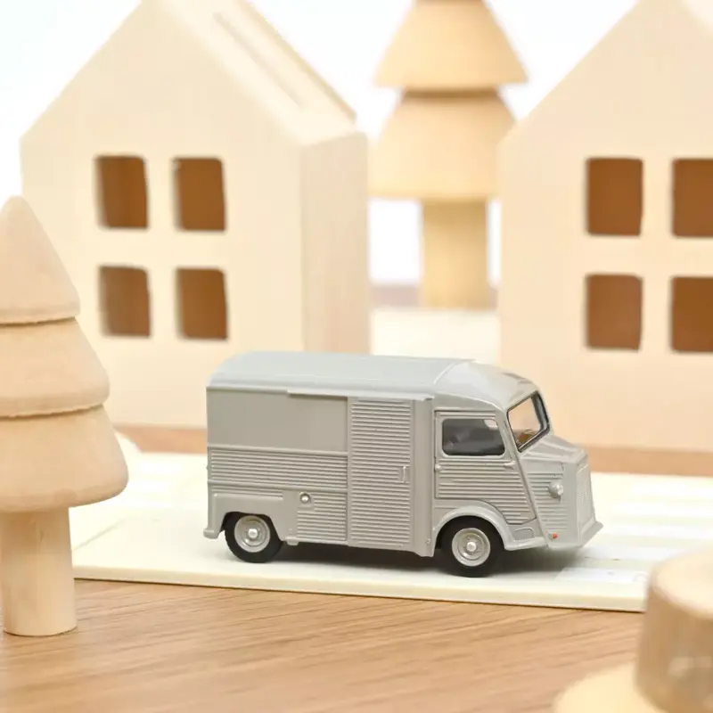 Citroen HY 1969 Rosé Grey - Norev - Scala 1/64 Circa