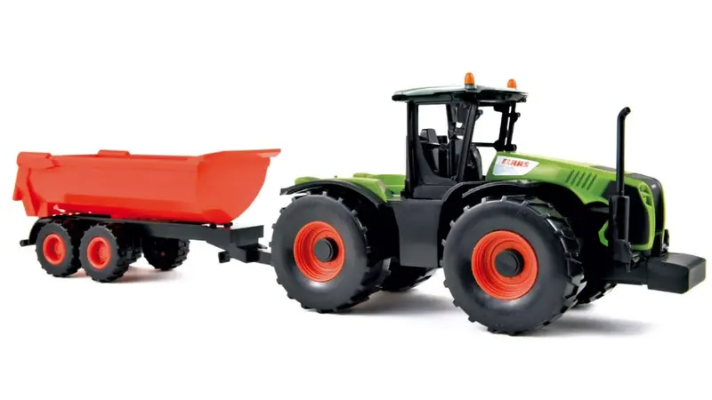 CLAAS XERION 5000 W/TRAILER PLASTIGAM 1