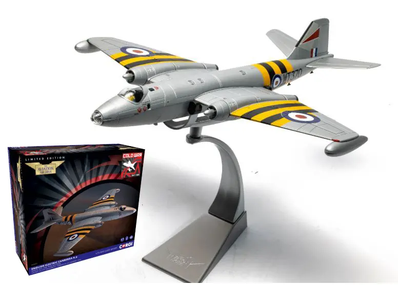 ENGLISH ELECTRIC CANBERRA B.6WT370 Wg.Cdr.Paul Mallorie 1