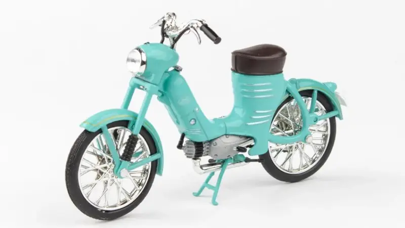 JAWA 50 PIONYR 1955 LIGHT GREEN 1