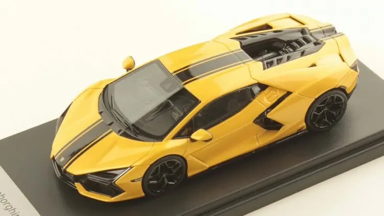 LAMBORGHINI REVUELTO 20th ANNIVERSARIO CHINAGIALLO INTI 1