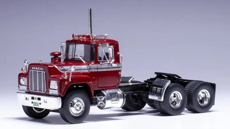 MACK R-SERIES 1966 RED 1