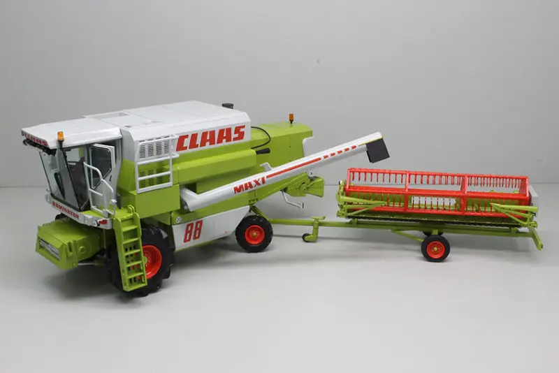 MIETITREBBIA CLAAS 88 MAXI 1