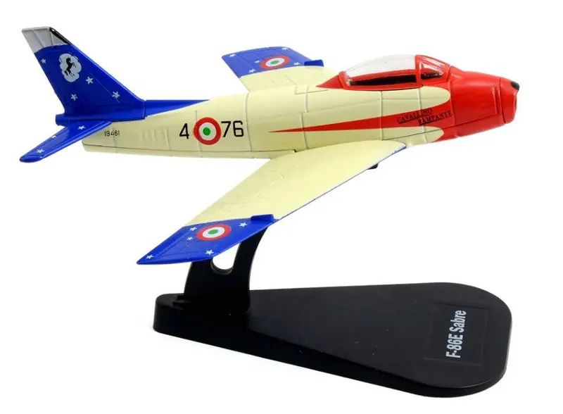 MODELLINO IN SCALA COMPATIBILE CON F86E SABRE CAVALLINO RAMPANTE 1