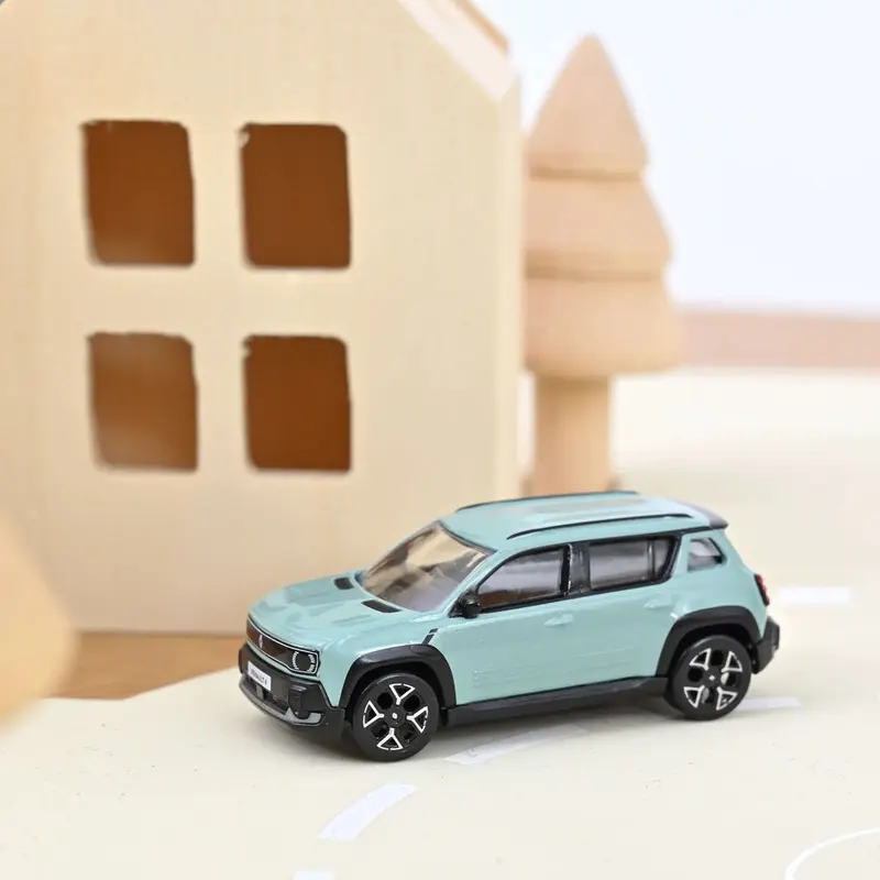 Norev - Renault 4 E-Tech Electric 2025 Green Hauts-de-France - Scala 1/64