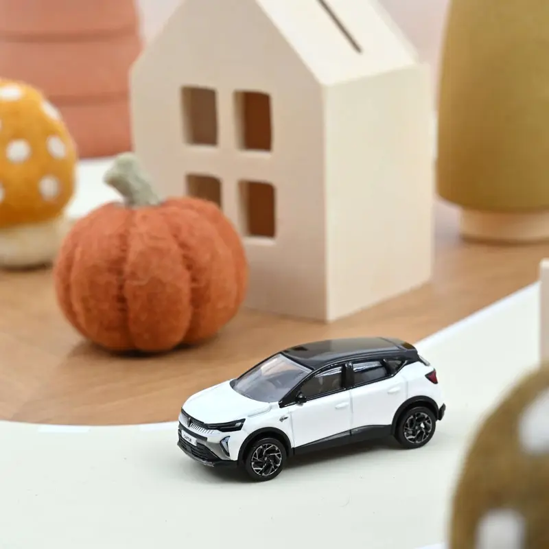 Norev - Renault Captur Esprit Alpine 2024 Pearl White & Black - Scala 1/64