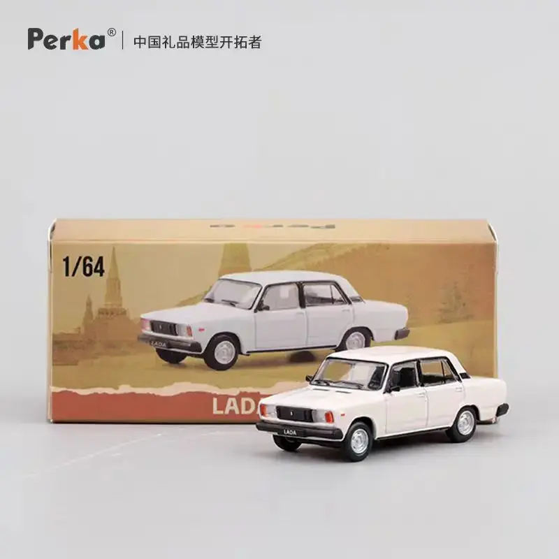 Perka - LADA 2105 White - Scala 1/64