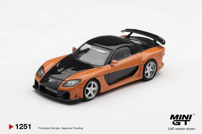 [PRE-ORDER] Mini GT - Mazda RX-7 VeilSide Fortune - The Fast and the Furious