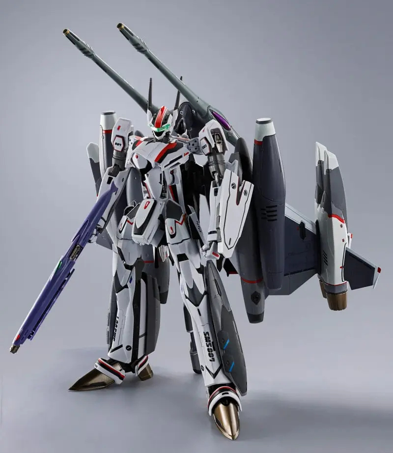 PREORDINE CHIUSO 08/2025 Macross Frontier DX Chogokin Action Figure Tornado Messiah Valkyrie Alto Saotome Use Revival Ver. 25 cm