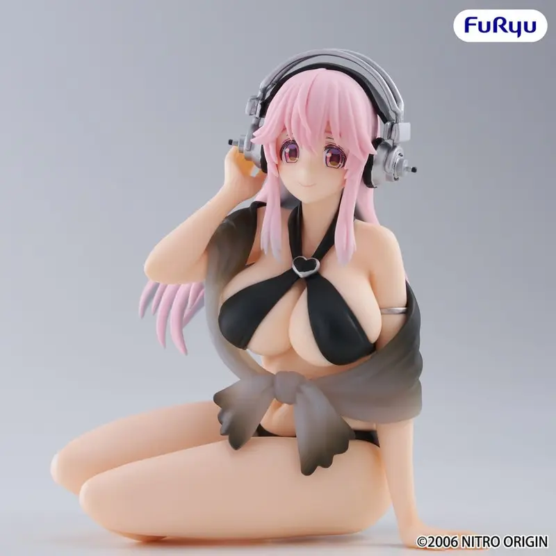 PREORDINE+ CHIUSO 10/2026 Super Sonico Noodle Stopper PVC Statue Super Sonico Swimsuit Black Color Ver. 10 cm (H)