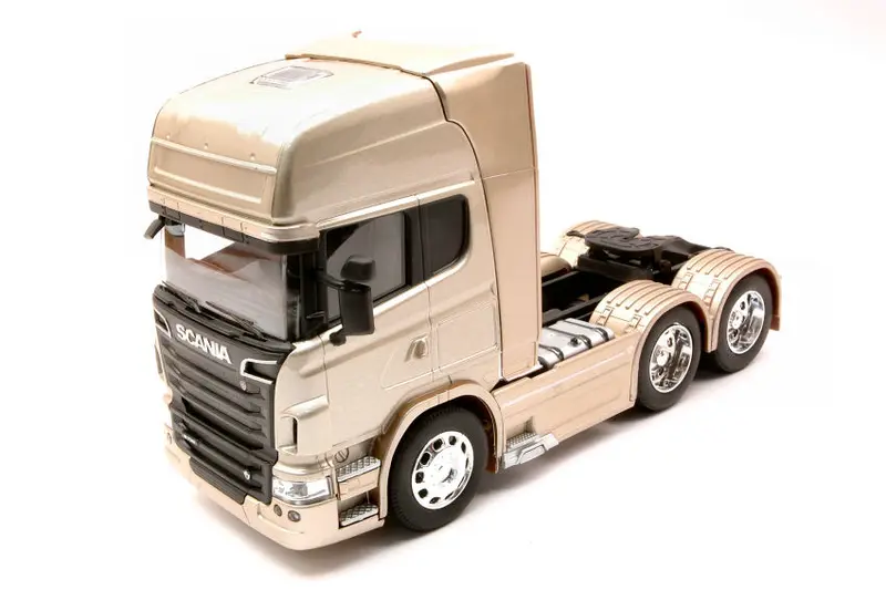 SCANIA R730 V8 (6x4) METALLIC BEIGE 1
