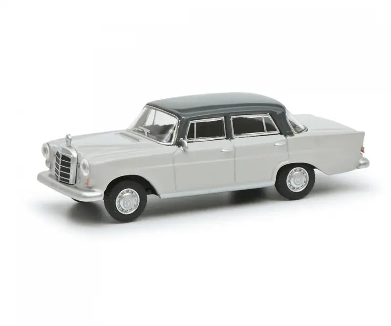 Schuco - Mercedes-Benz 200D (W110) - Scala 1/64 452034500