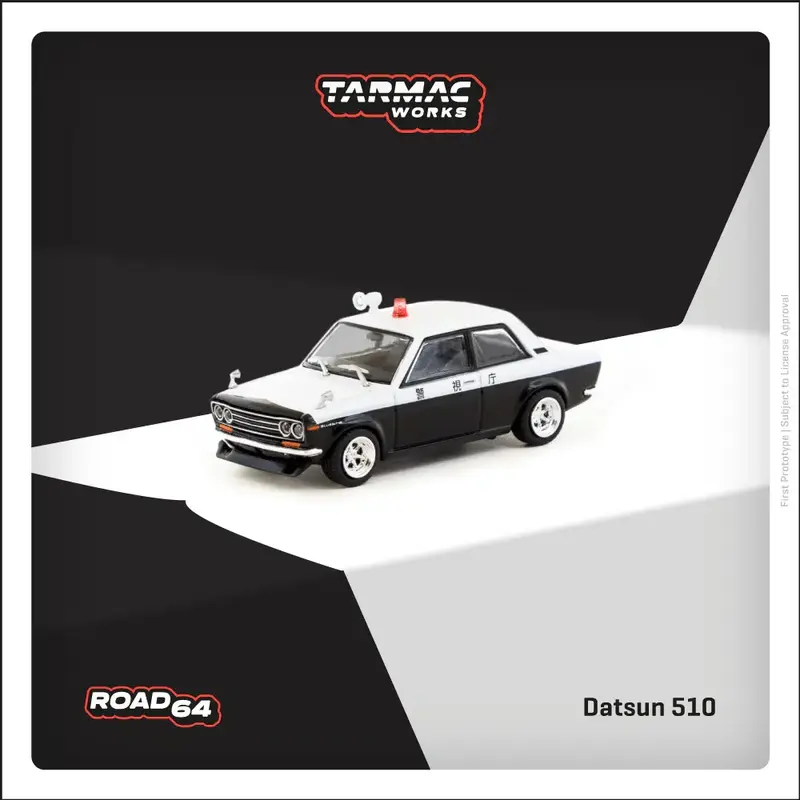 Tarmac Works - Datsun 510 Police Car - ROAD64 - Scala 1/64 T64R-052-PC