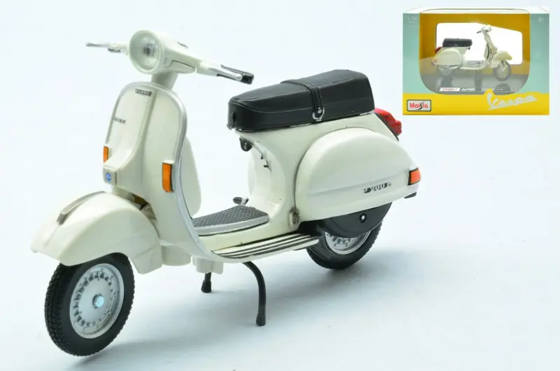 VESPA 200 E 1978 CREAM 1