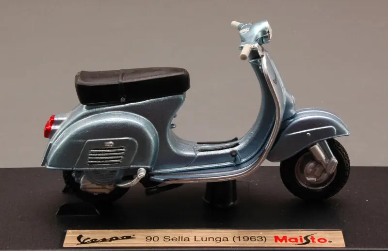 VESPA 90 SELLA LUNGA 1963 LIGHT BLUE METALLIC 1