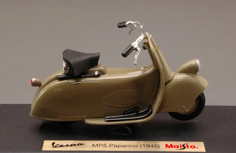 VESPA MP5 PAPERINO 1945 BEIGE 1