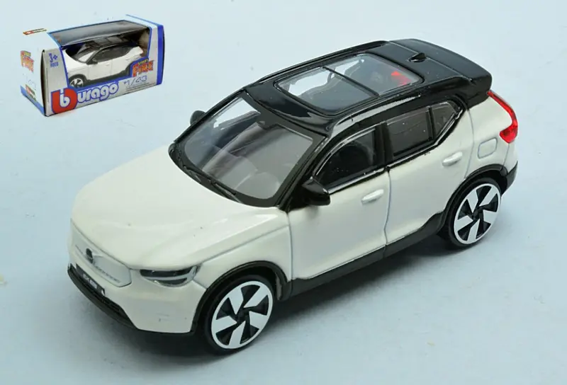 VOLVO EX40 WHITE Limited Edition 1